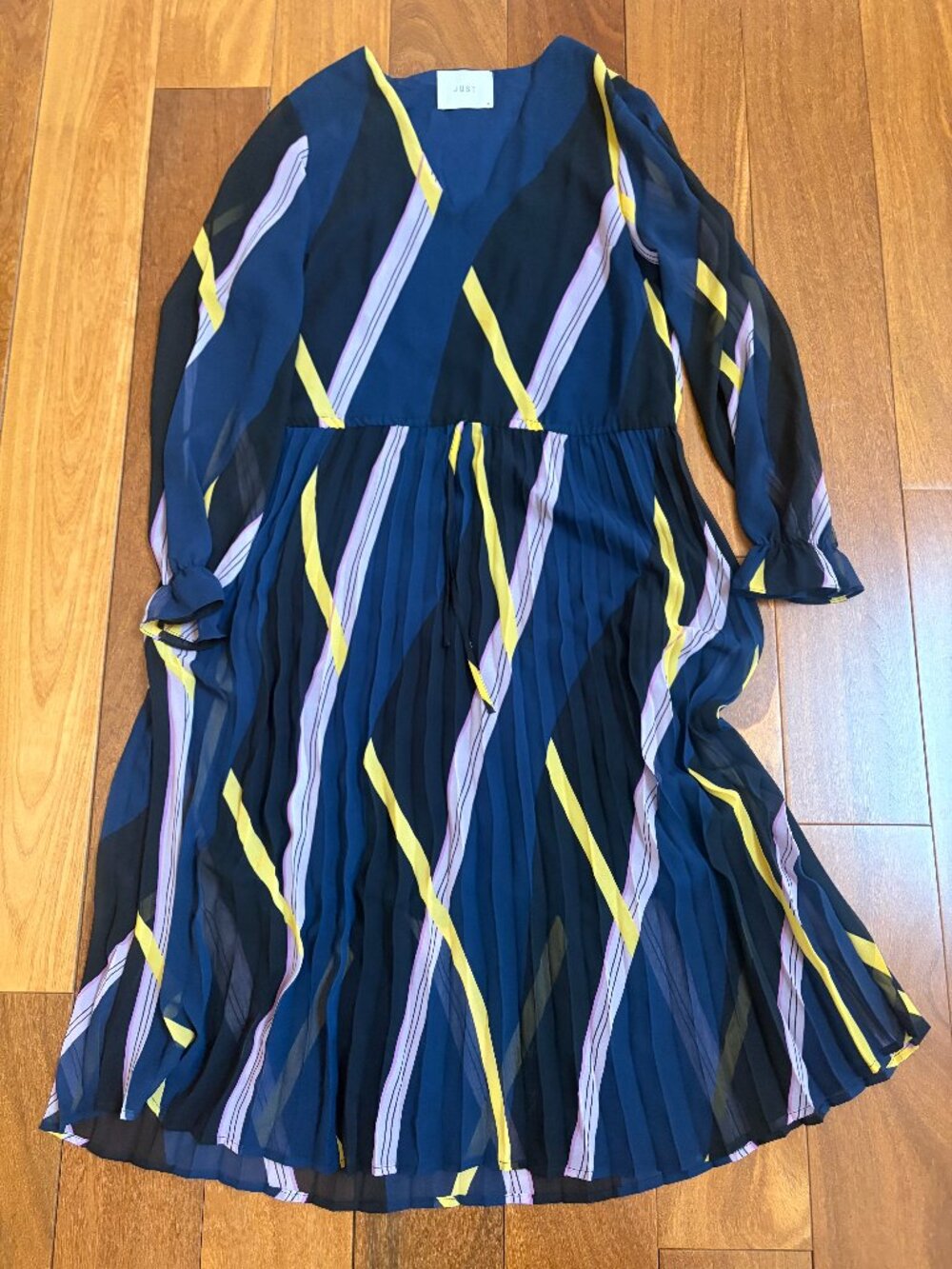 Just Female Gala colorful midi-length dress featuring a pleated skirt